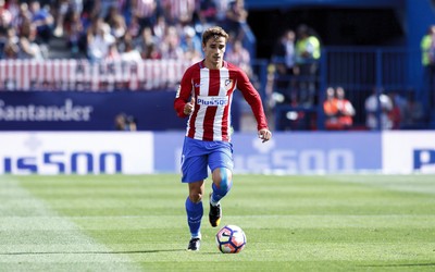 江南电竞-C罗任意球划出诡异弧线